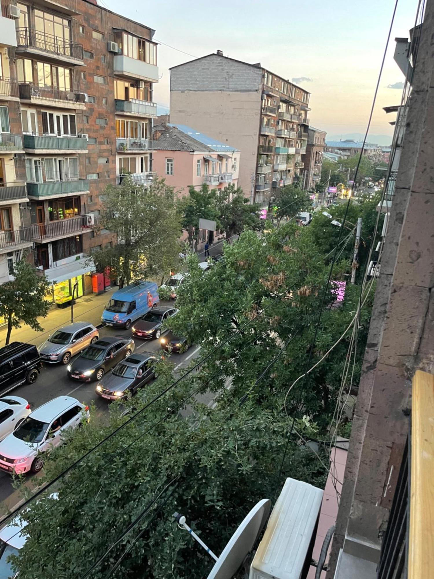 Yerevan Downtown Luxe公寓 外观 照片